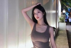洛阳美女爆料天热视频,清凉一夏尽收眼底