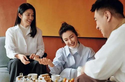 娱乐圈吃瓜爆料300页,揭秘明星幕后真相与秘闻